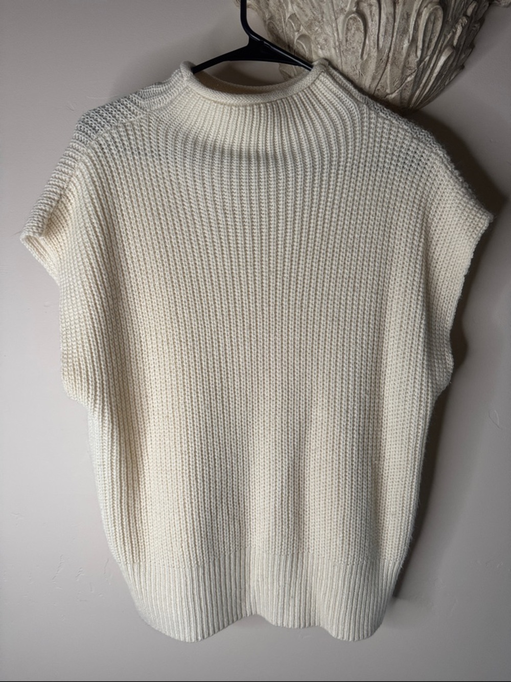 Cream Sleeveless Rib-Knit Mock Neck Sweater - Women